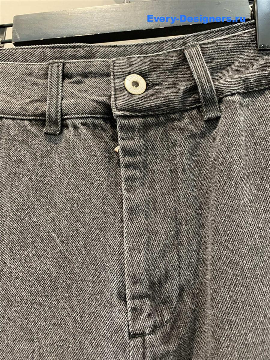 L0ew* dark gray anagram jeans