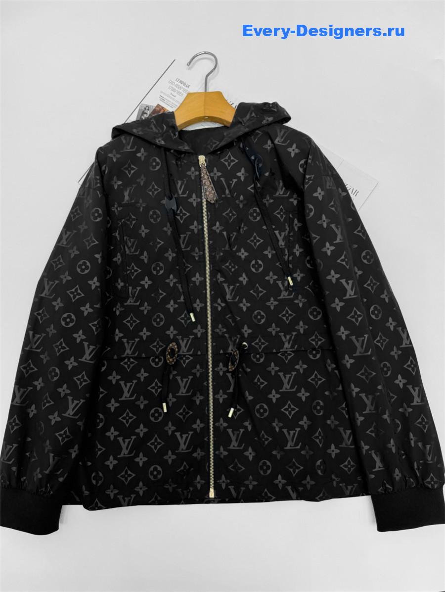 l0vis Vvtt0n black monogram windbreaker