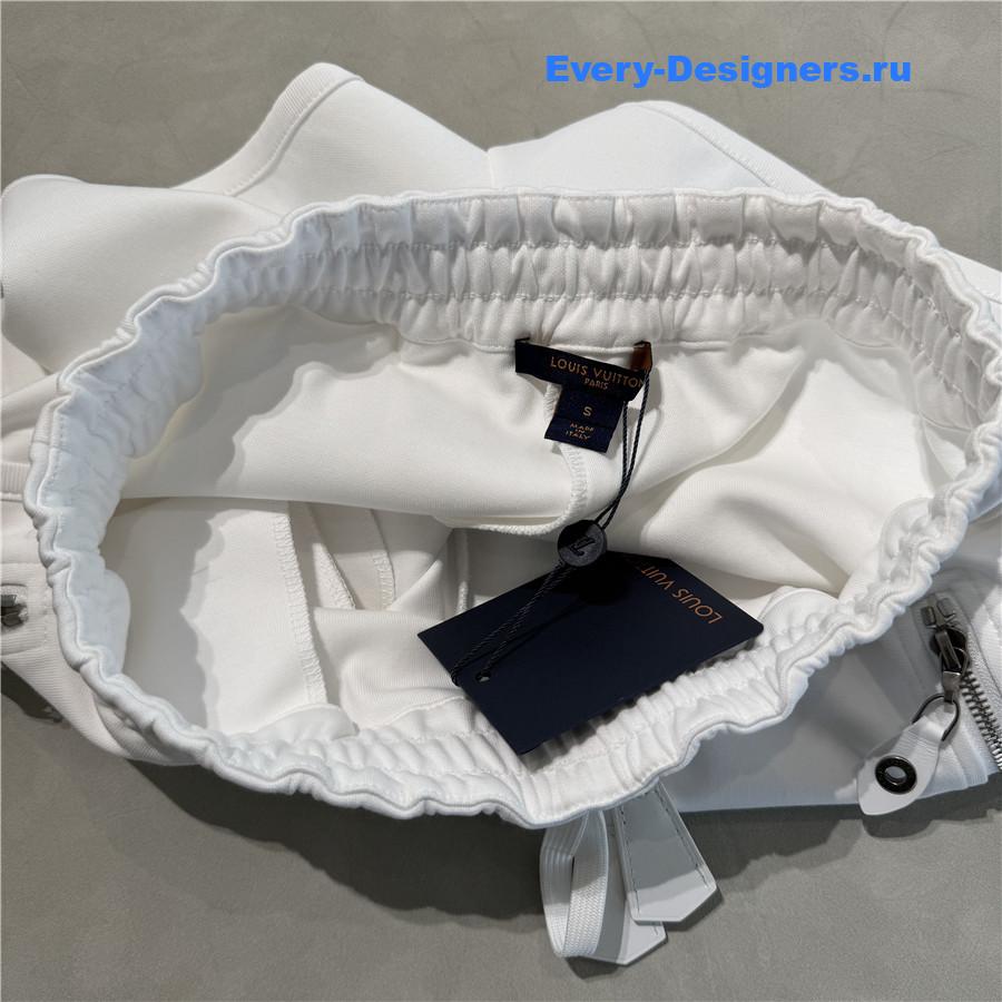 l0vis Vvtt0n white leather accent hoodie sets