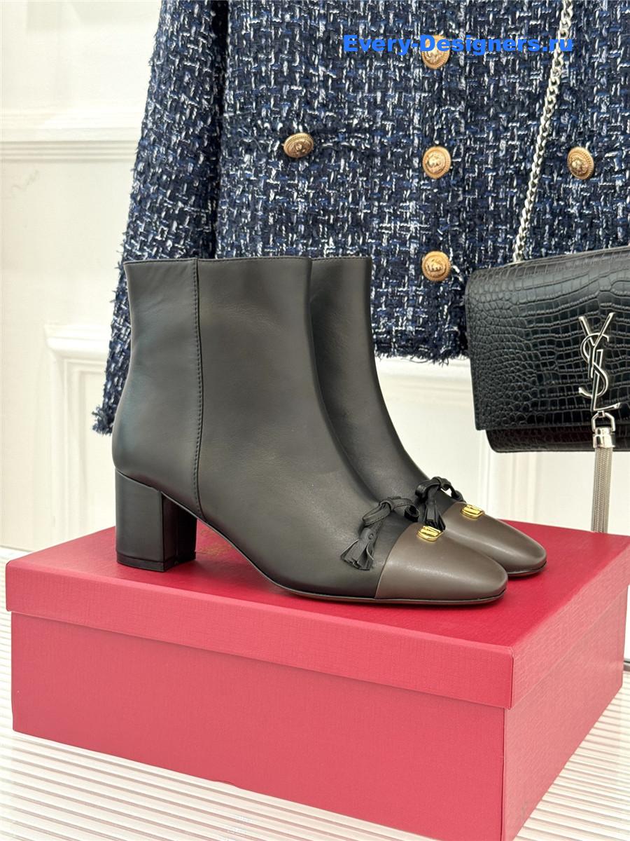 Va1e*ntin0 garavani 60mm black ankle boots