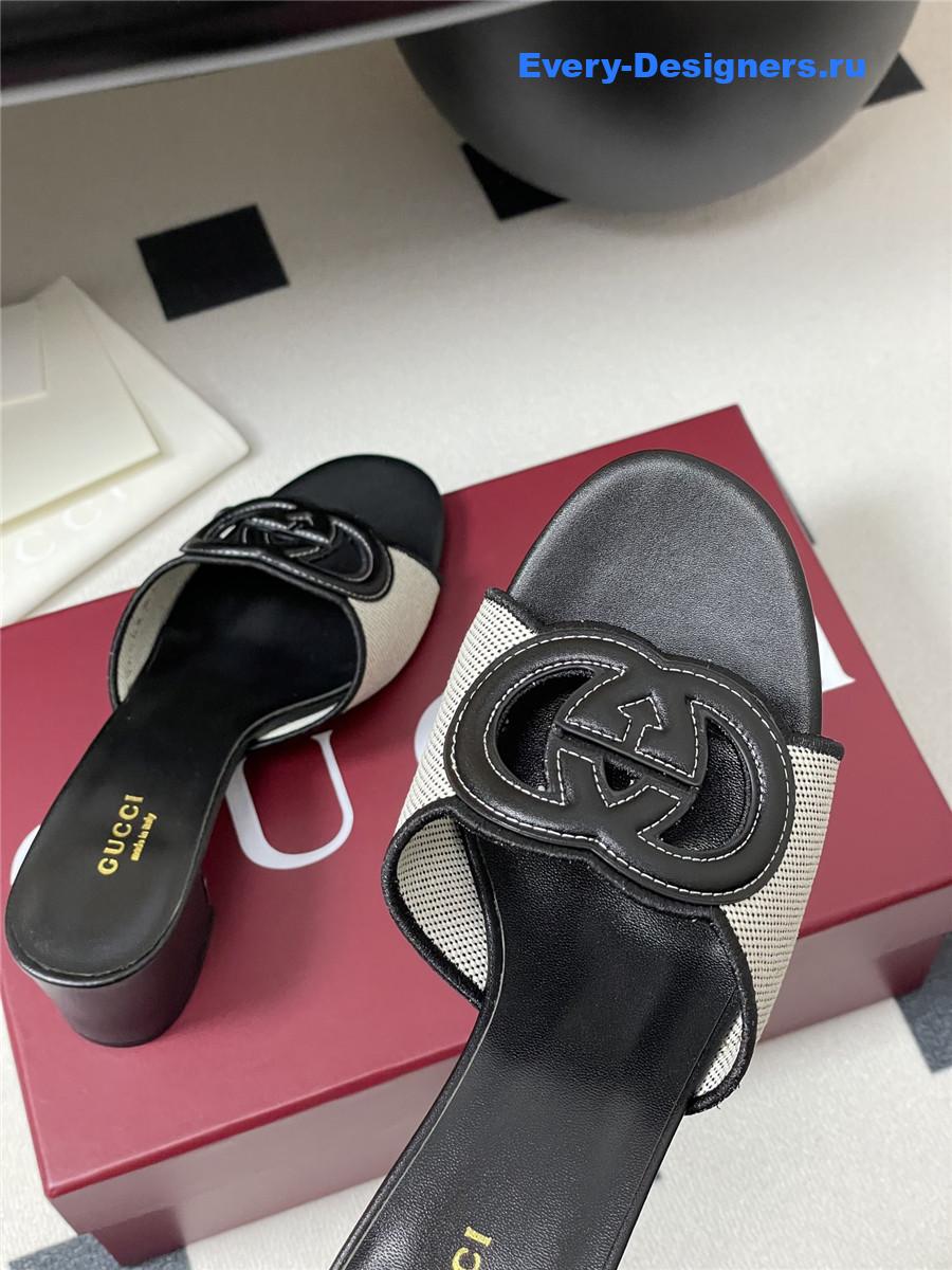 Gvc*1 interlocking g black mules