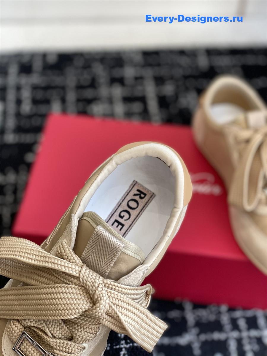 Roger Vivier Viv’ Low Beige Suede Sneakers