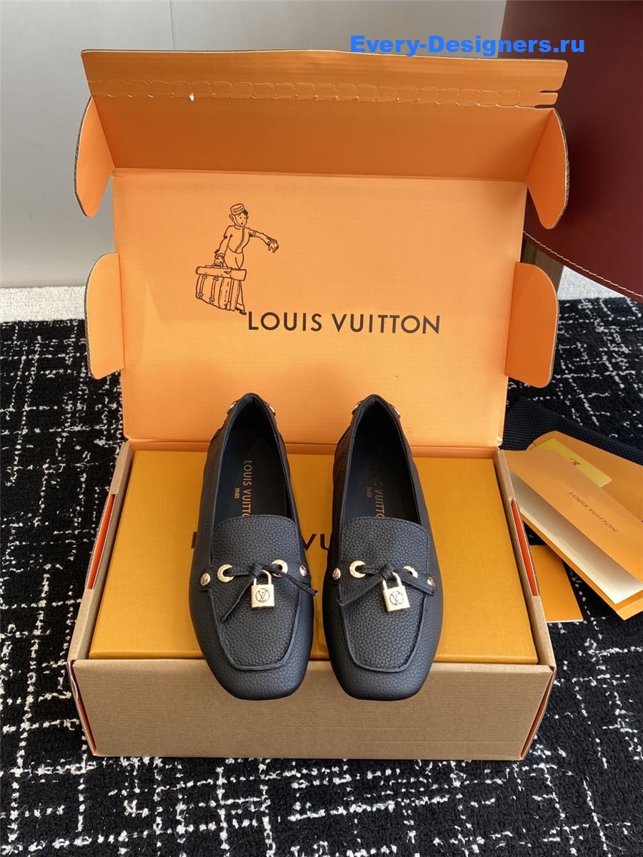 l0vis Vvtt0n gloria flat black loafers