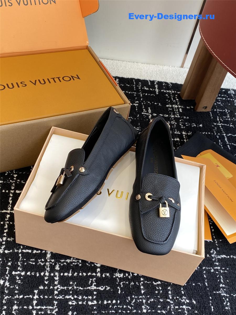 l0vis Vvtt0n gloria black loafers