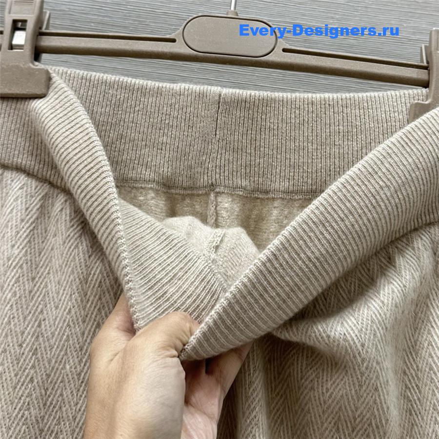 L0r0 P1ana zip beige cashmere suit