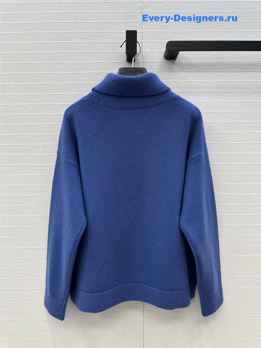 H**me5 blue cashmere turtleneck