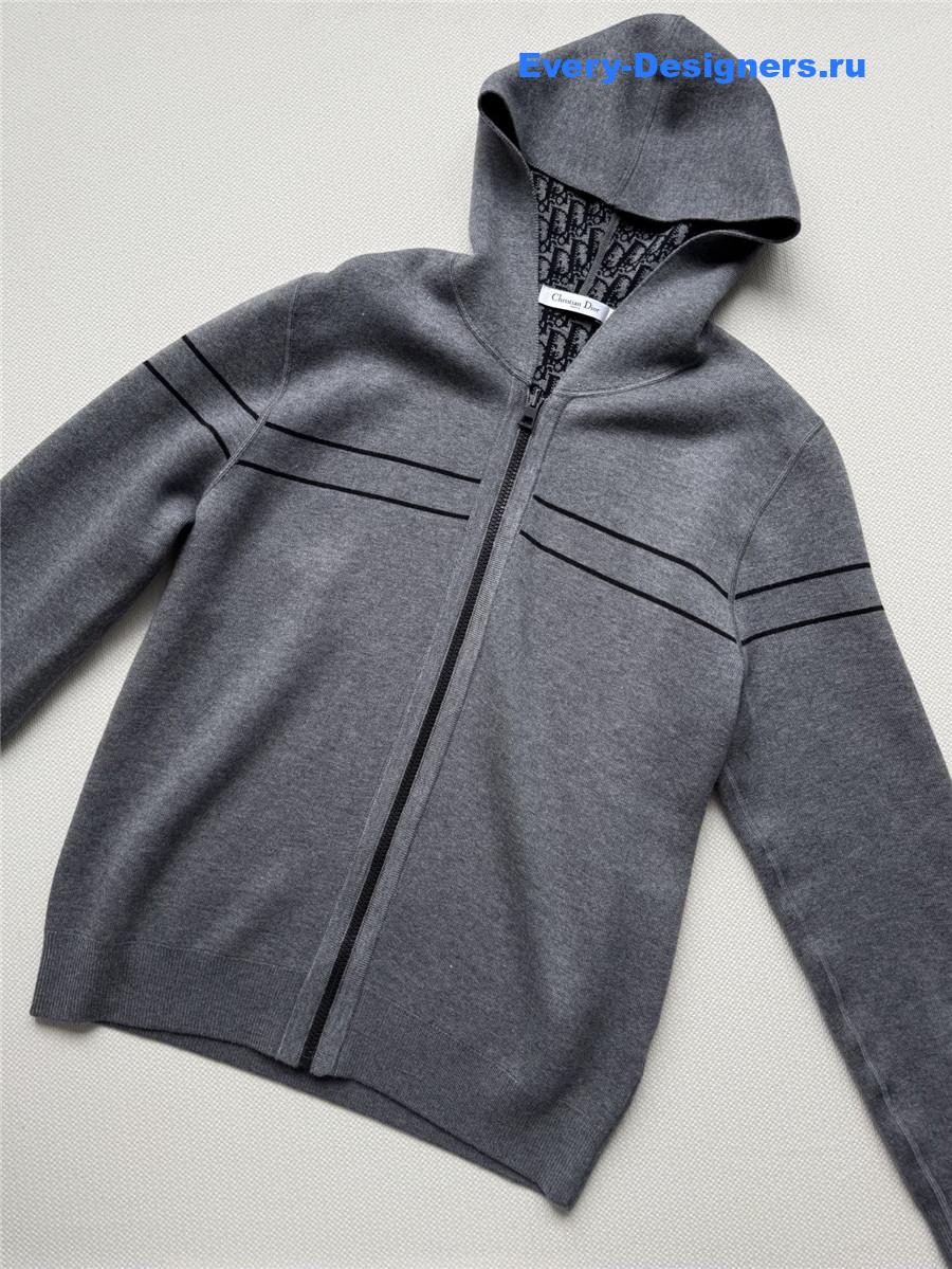 D10r gray embroidered hooded cardigan