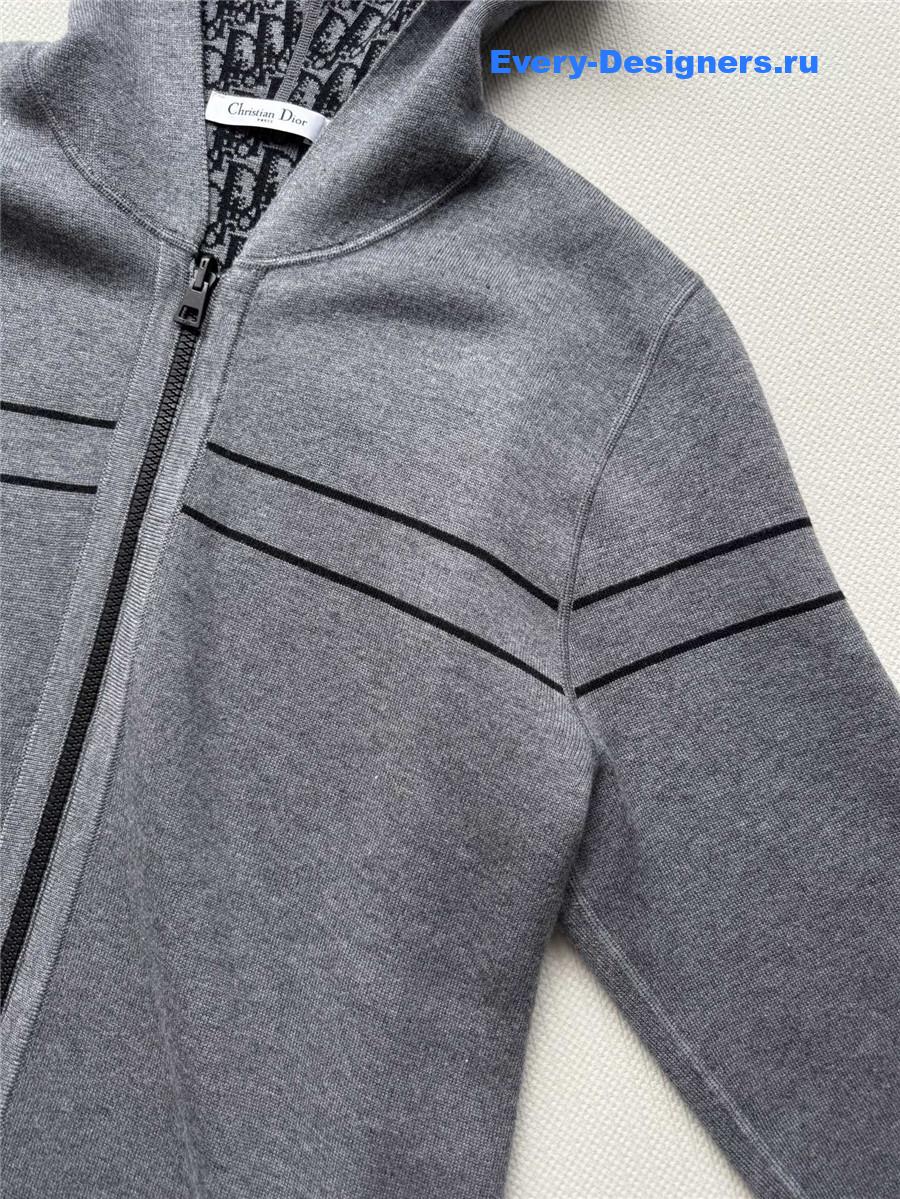 D10r gray embroidered hooded cardigan