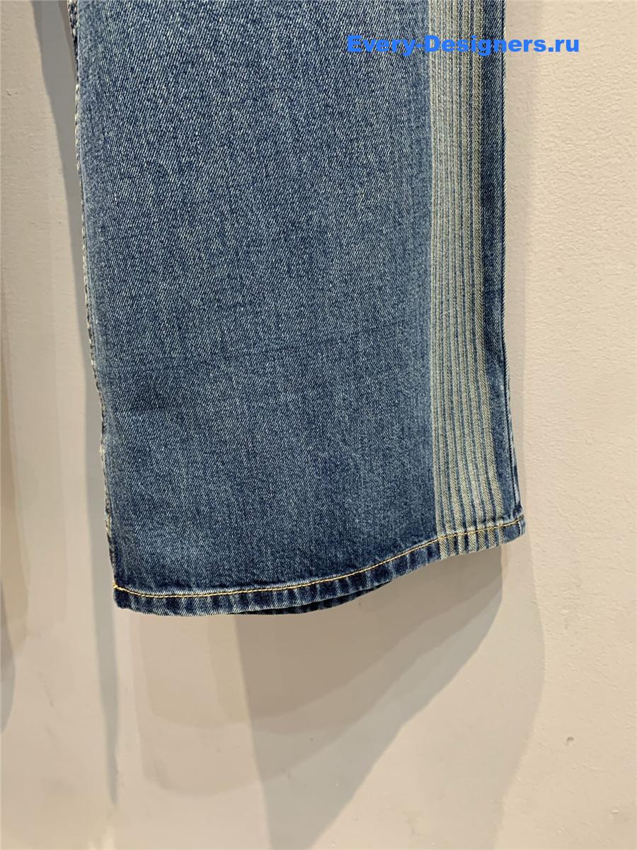 D10r graphique flared jeans