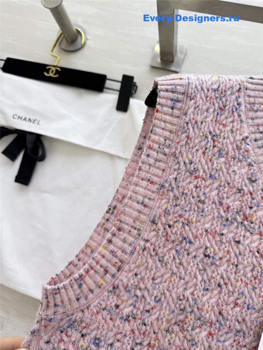 Ch**el pink wool woven vest