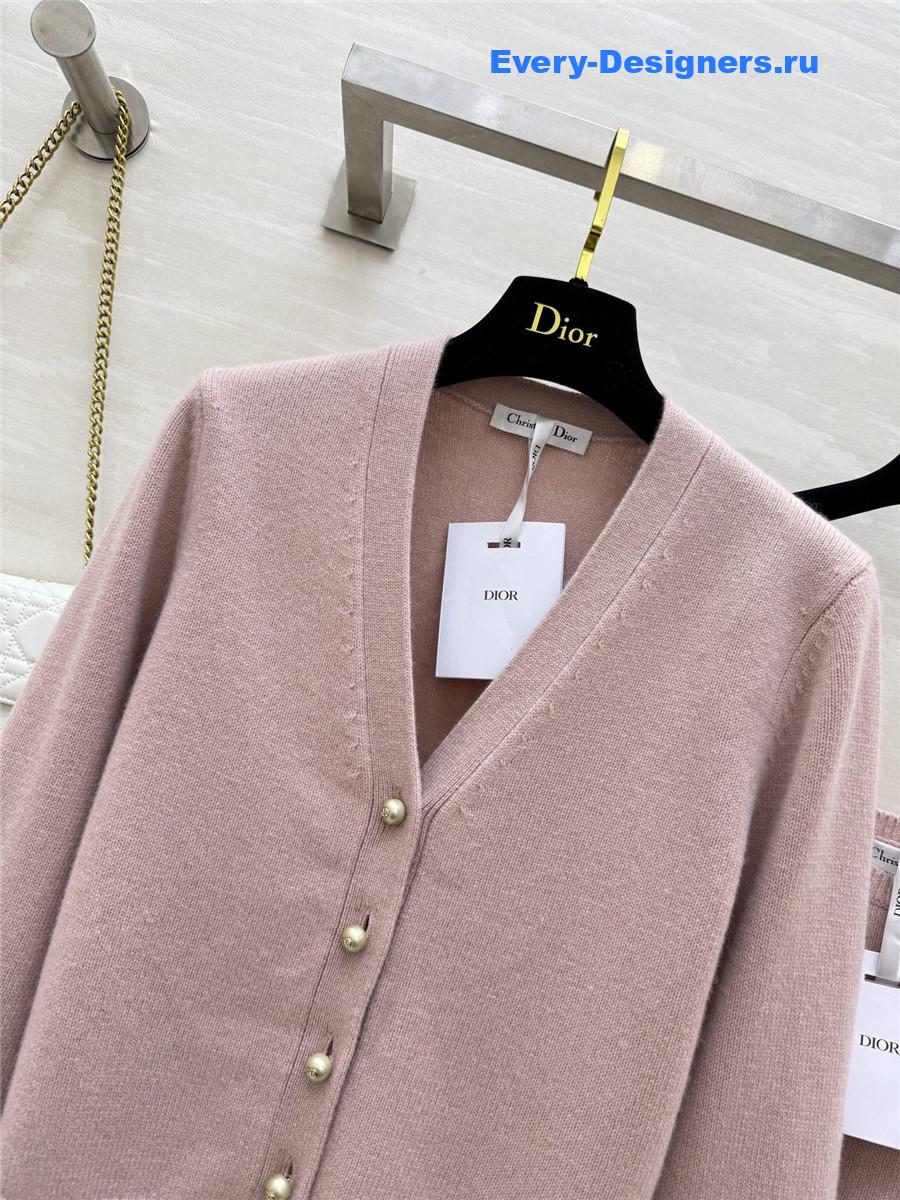Ch**el pink pearl button knit suit