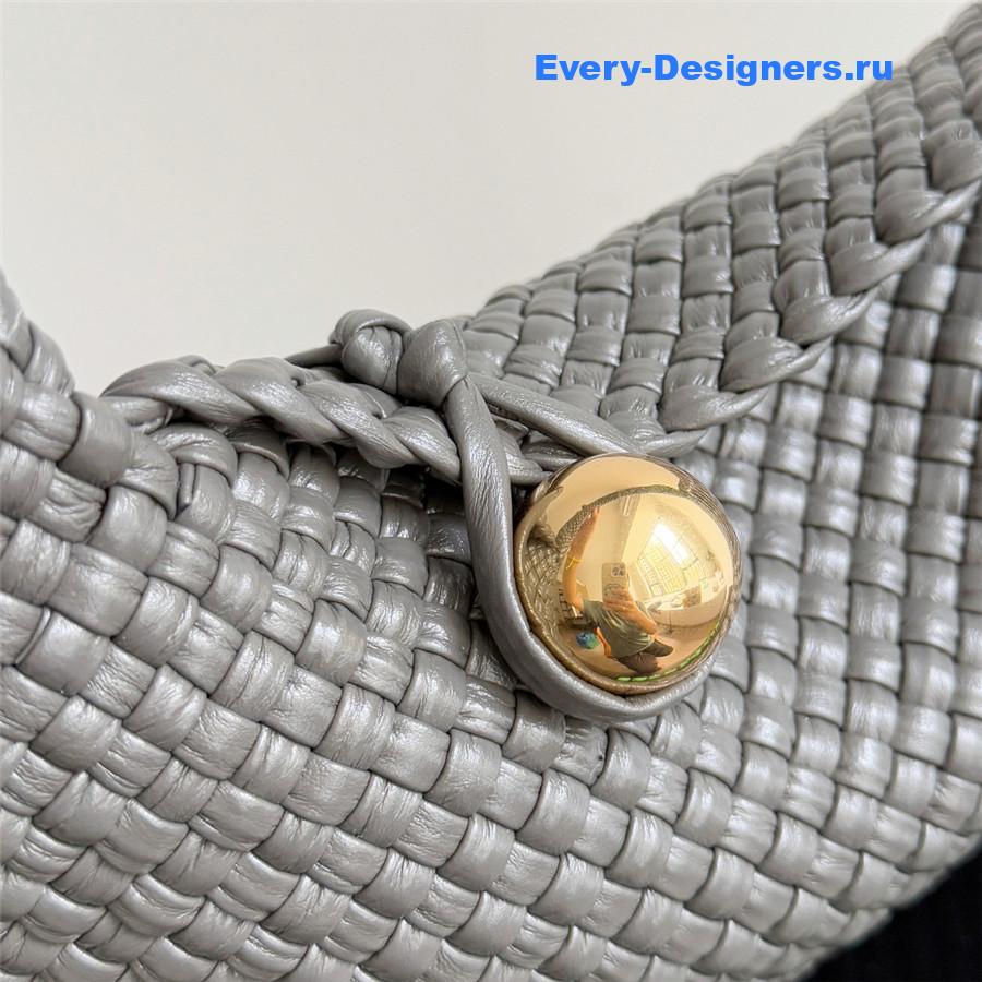 b0tt*ga Ven*ta gray tosca intreccio leather shoulder bag