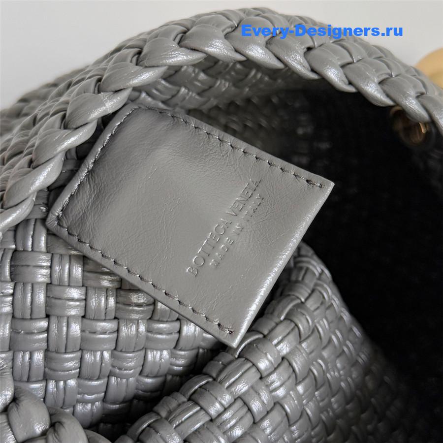 b0tt*ga Ven*ta gray tosca intreccio leather shoulder bag