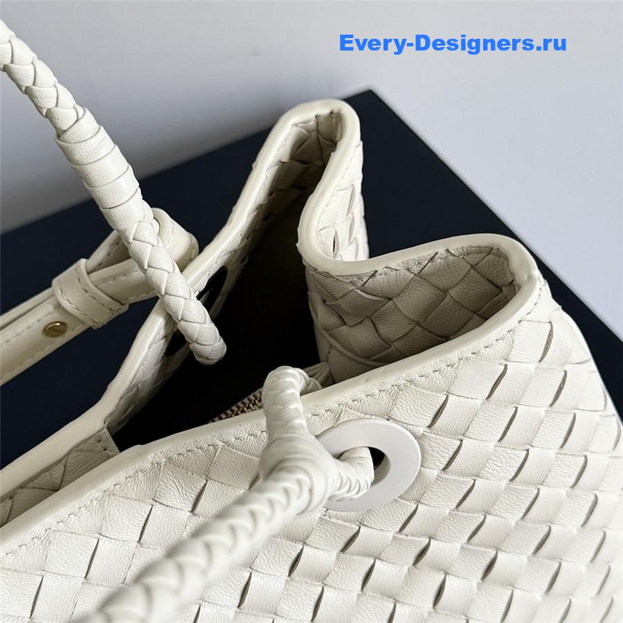 b0tt*ga Ven*ta white leather basket shoulder bag
