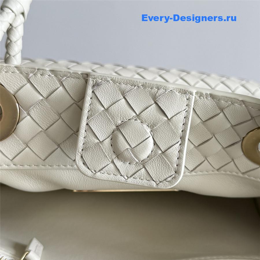 b0tt*ga Ven*ta white leather basket shoulder bag