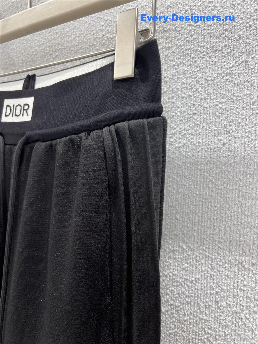 D10r black letter waistband sports pants