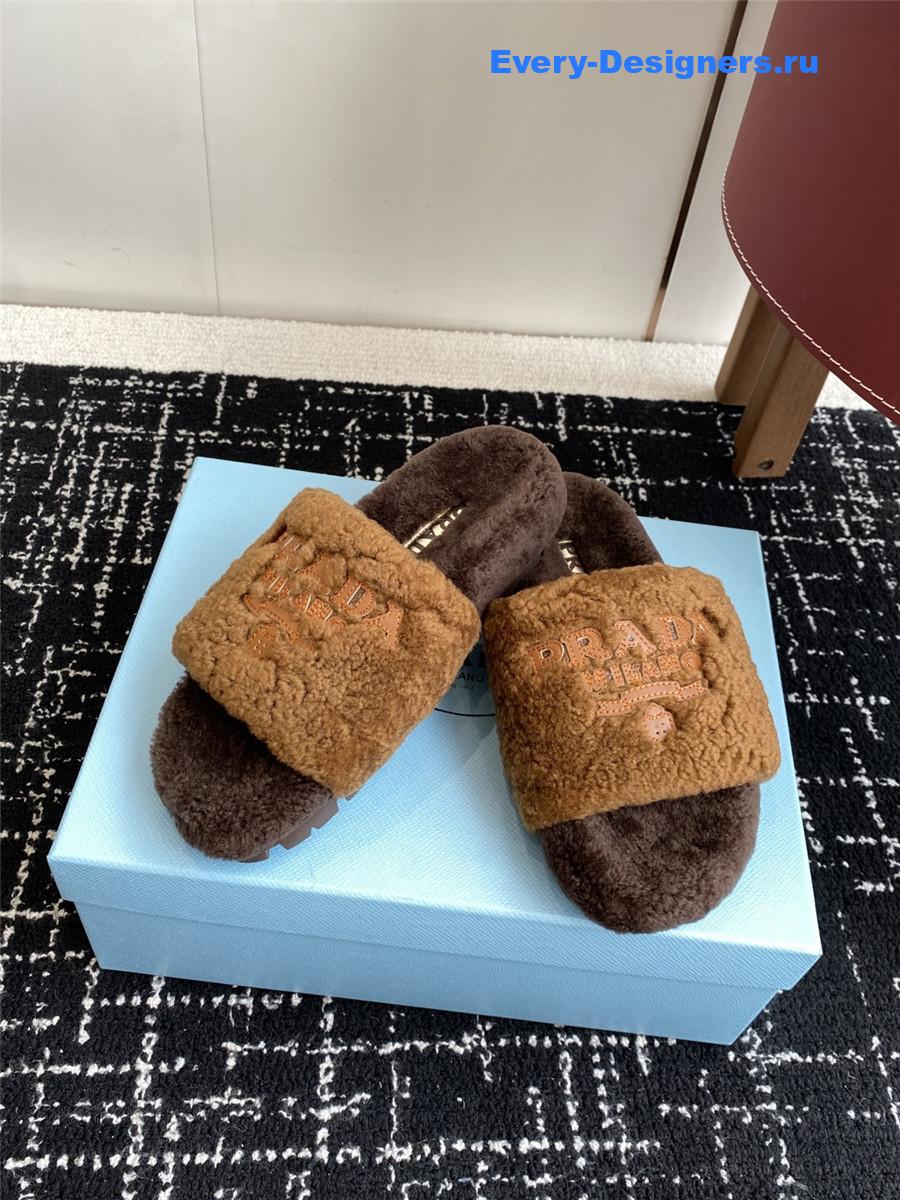 Pra*a women’s knitting wool winter slides