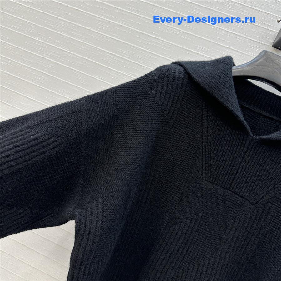 H**me5 logo jacquard black cashmere sweater