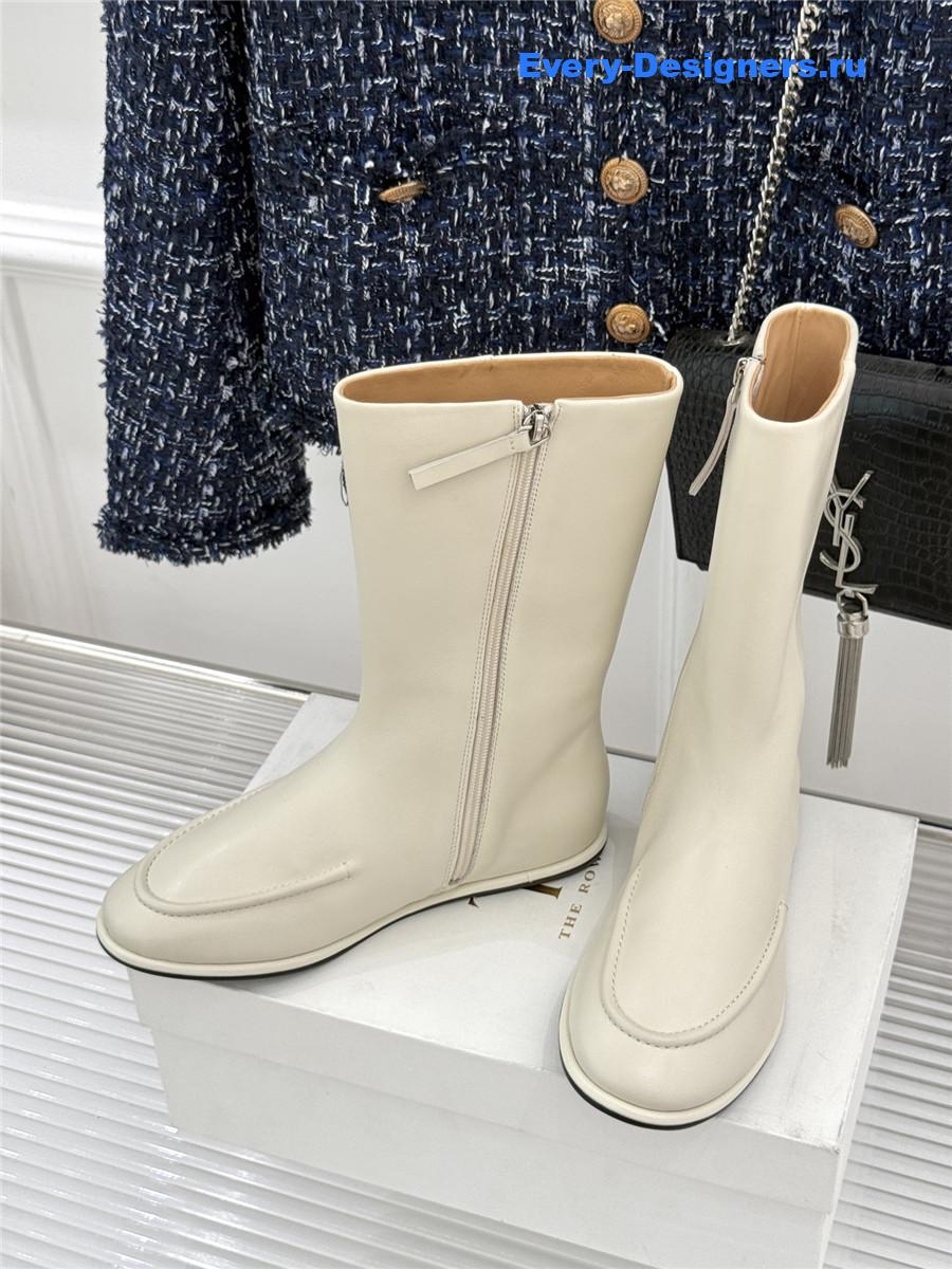 The R0w white canal ankle boots