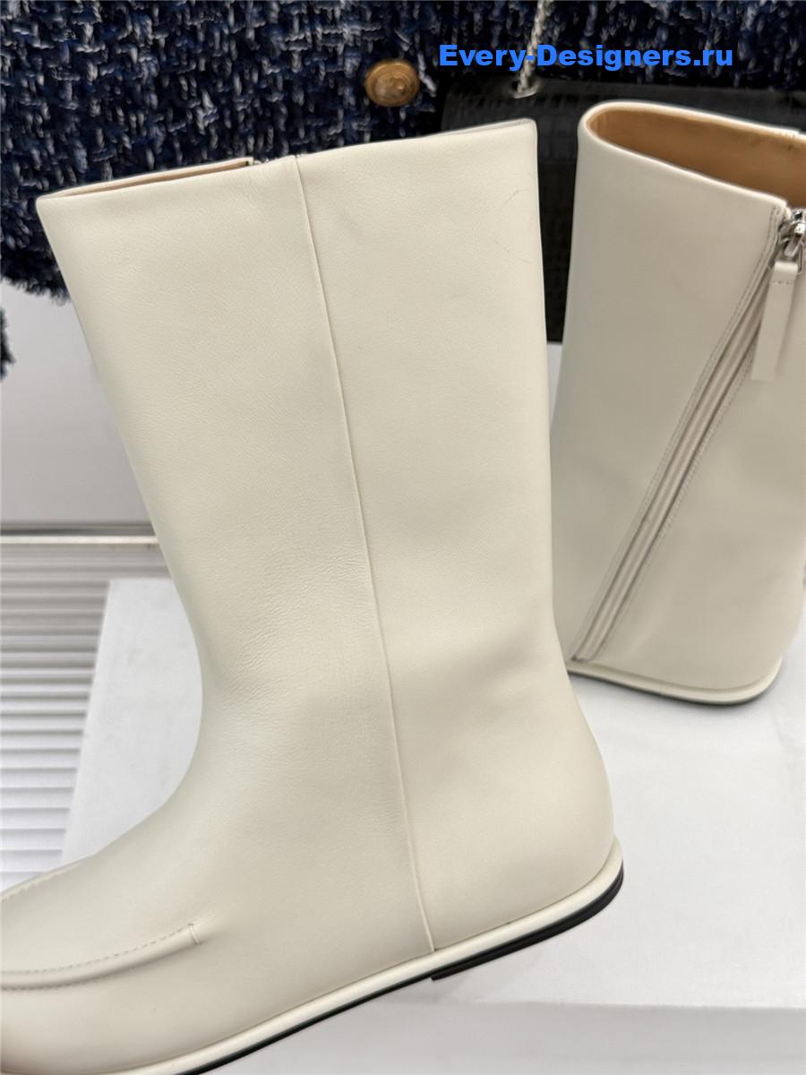 The R0w white canal ankle boots
