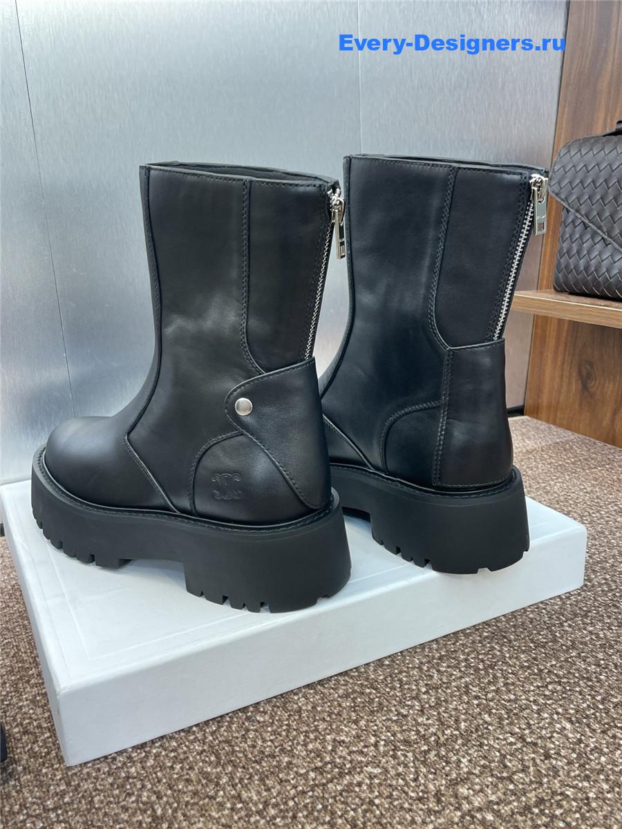 Ce1i*e bulky black calfskin boots