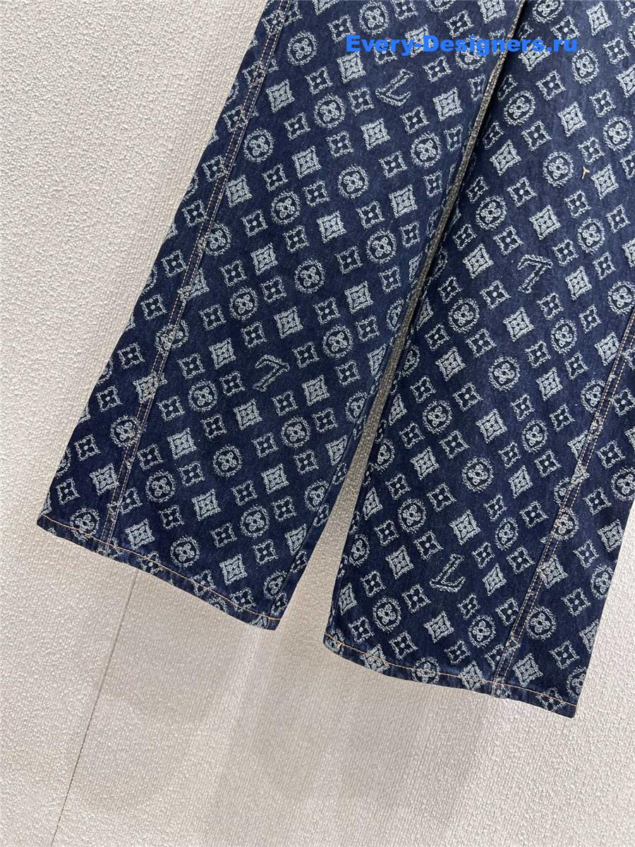 l0vis Vvtt0n monogram blue flared jeans