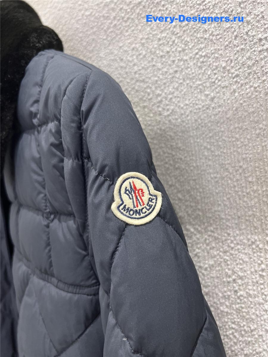 Moncler Dark blue Cygne Down Jacket