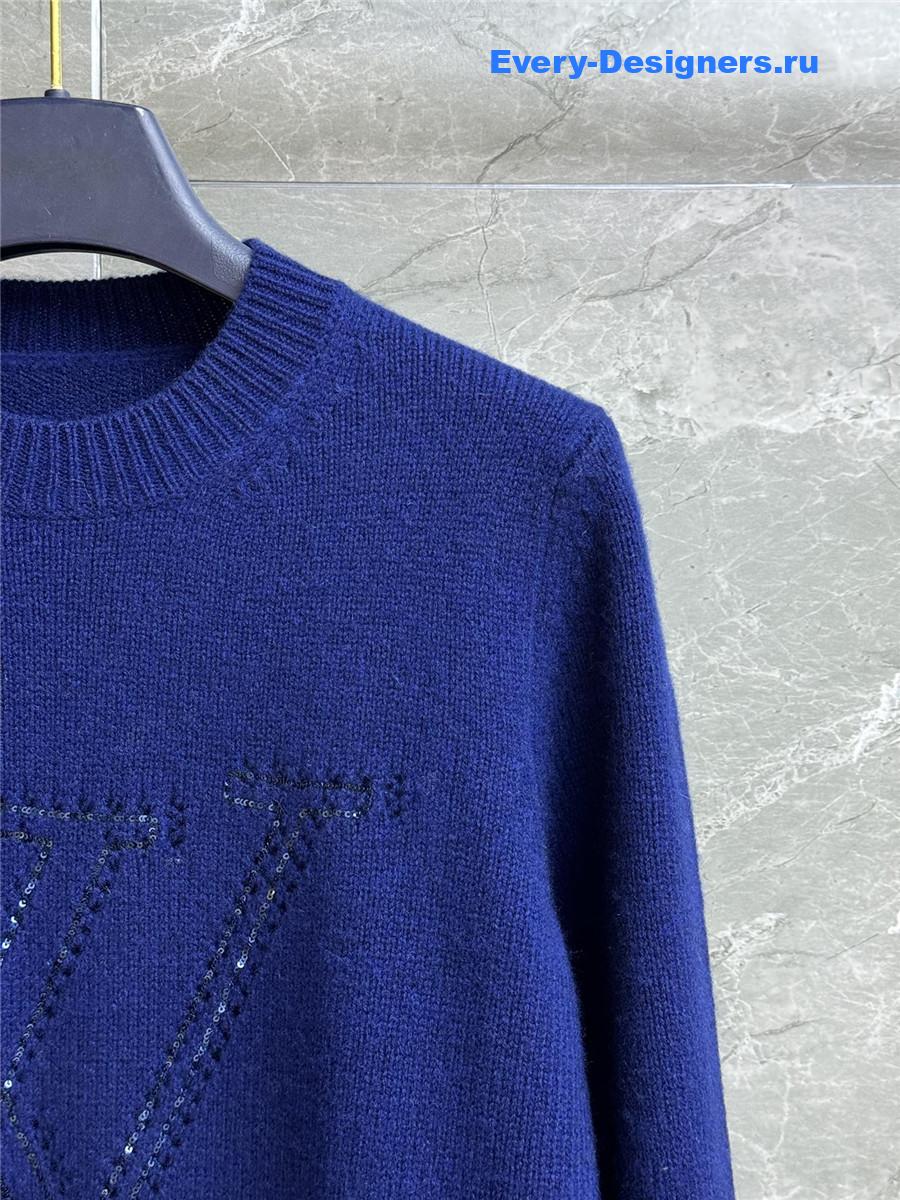 l0vis Vvtt0n blue logo knit sweater
