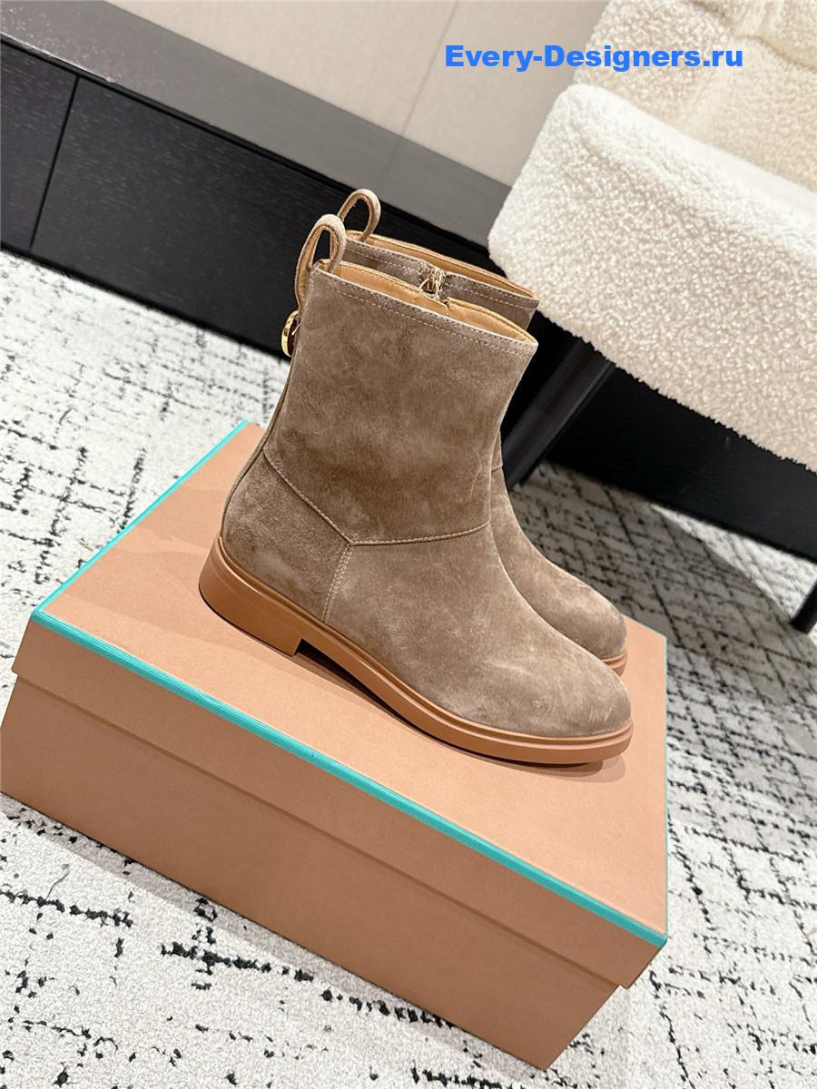 L0r0 P1ana  kilda gray suede ankle boots