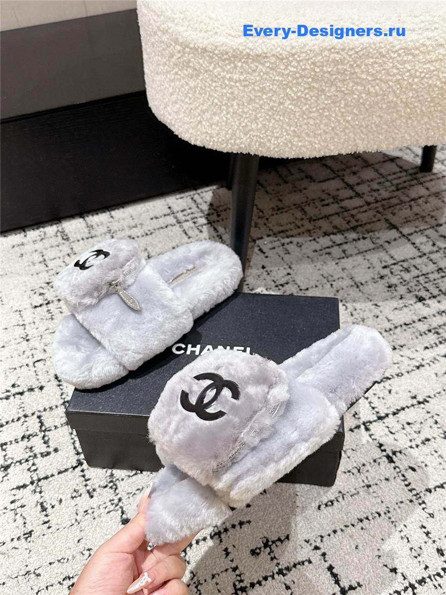 Ch**el gray logo cc wool slides