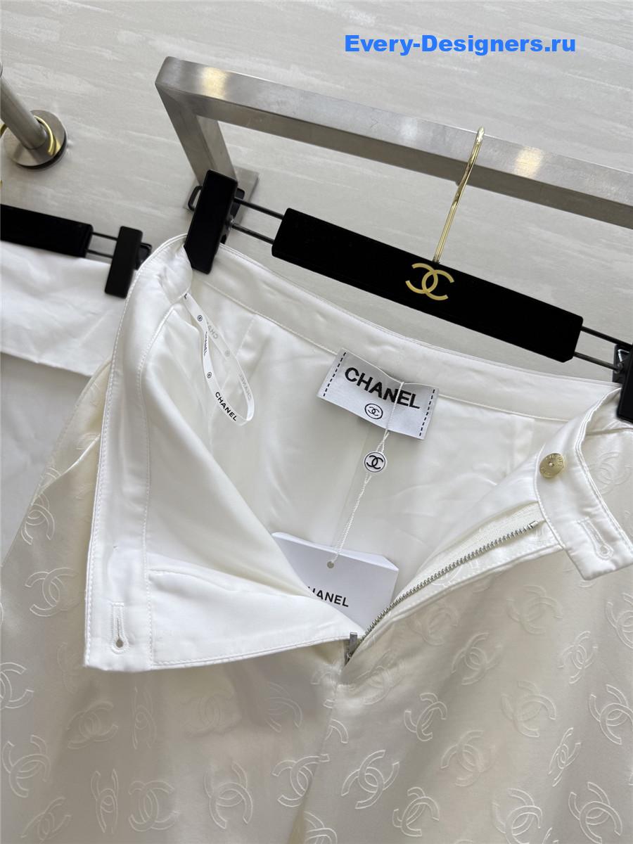 Ch**el white silk jacquard wide-leg pant