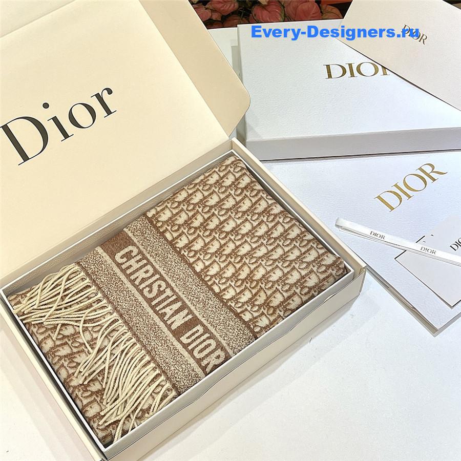 D10r beige oblique reversible scarf