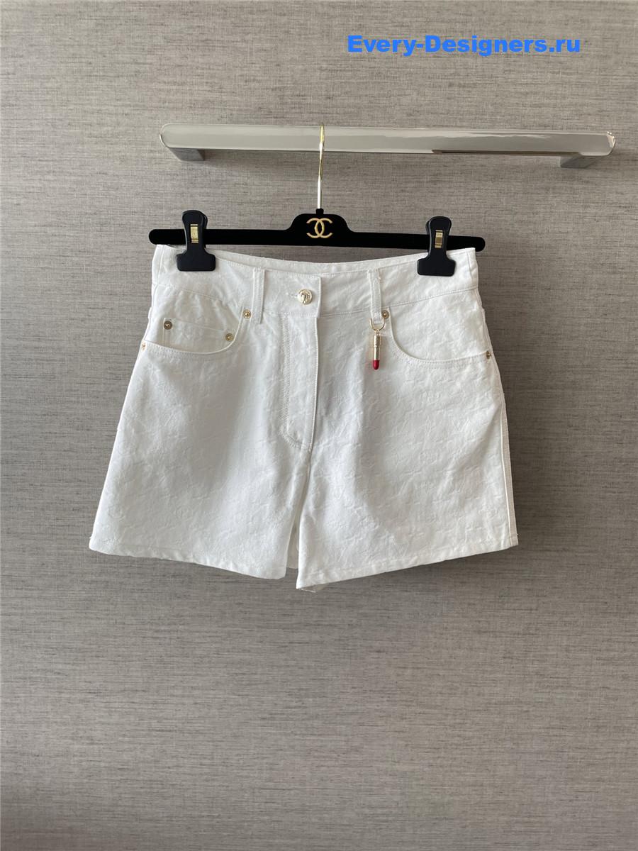 l0vis Vvtt0n white embroidered denim shorts