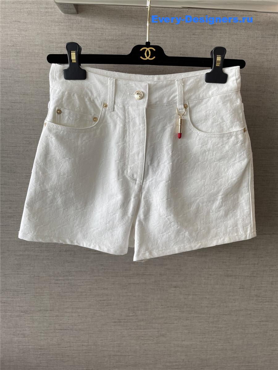 l0vis Vvtt0n white embroidered denim shorts