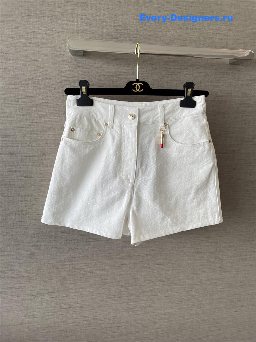l0vis Vvtt0n white embroidered denim shorts