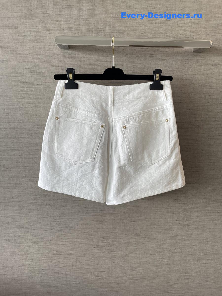 l0vis Vvtt0n white embroidered denim shorts