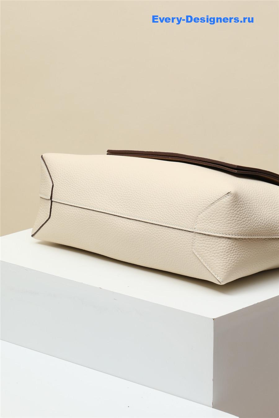 H**me5 creamy white cabasellier 31 bag