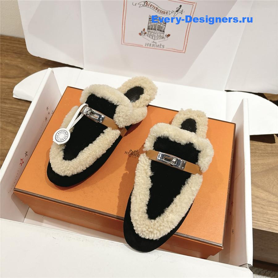 H**me5 black oz shearling suede mules