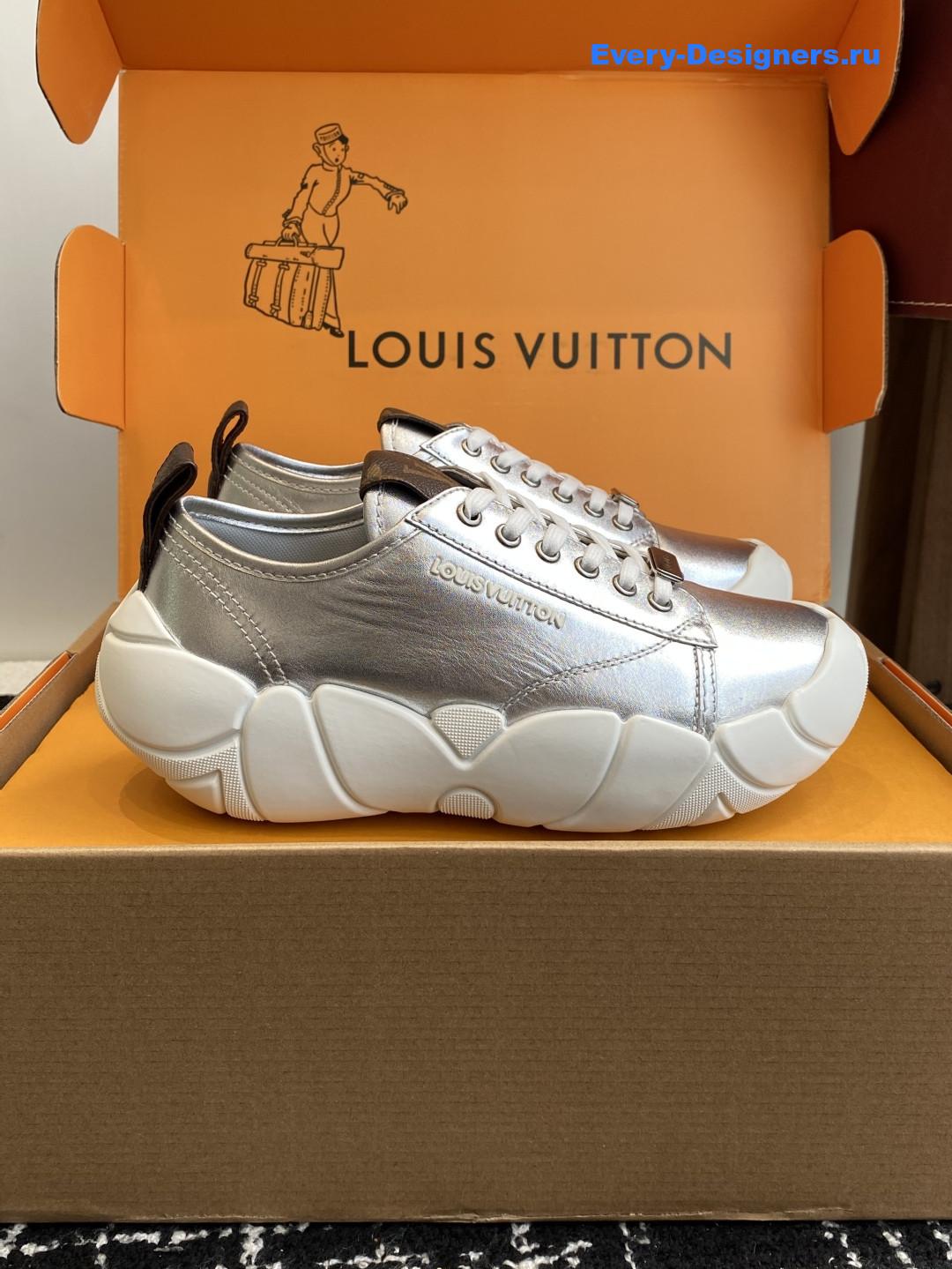 l0vis Vvtt0n silver lv bubble sneaker