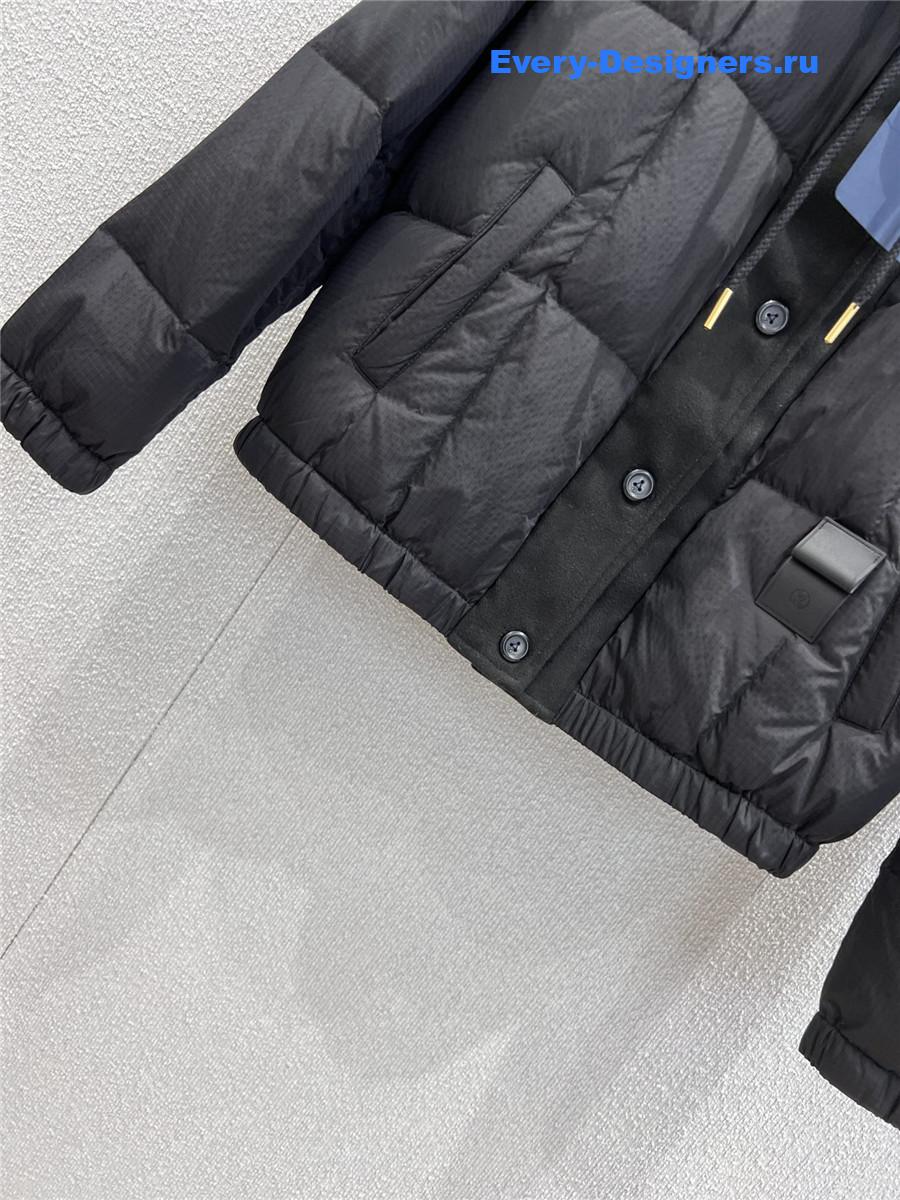 l0vis Vvtt0n black hooded quilted ripstop jacket