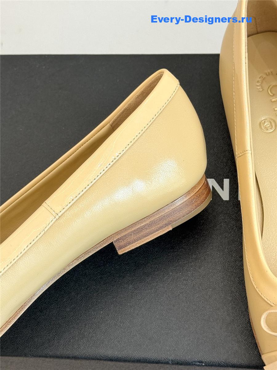 Ch**el beige bow ballet flats