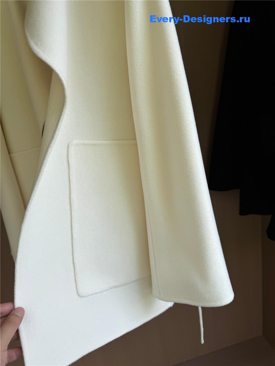 H**me5 leather buttons beige cashmere coat