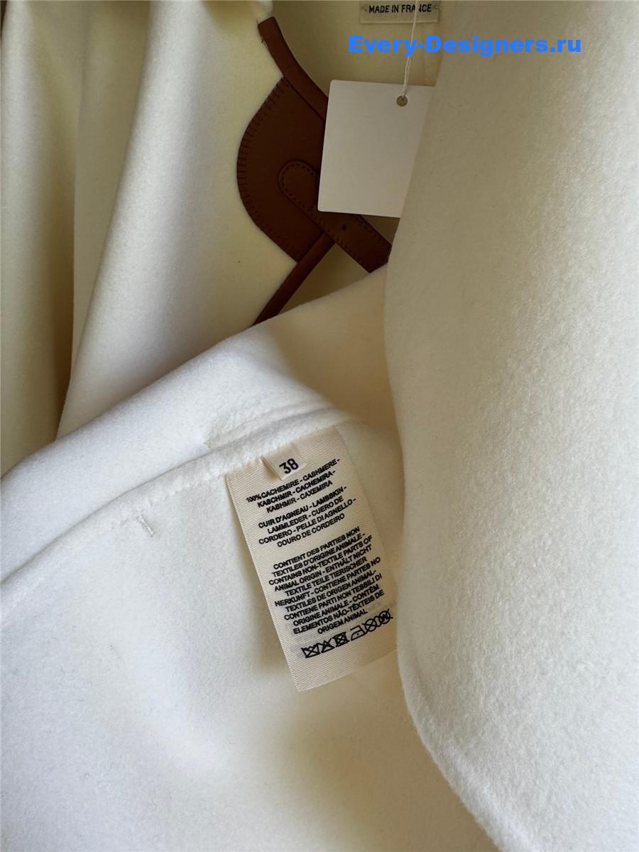 H**me5 leather buttons beige cashmere coat