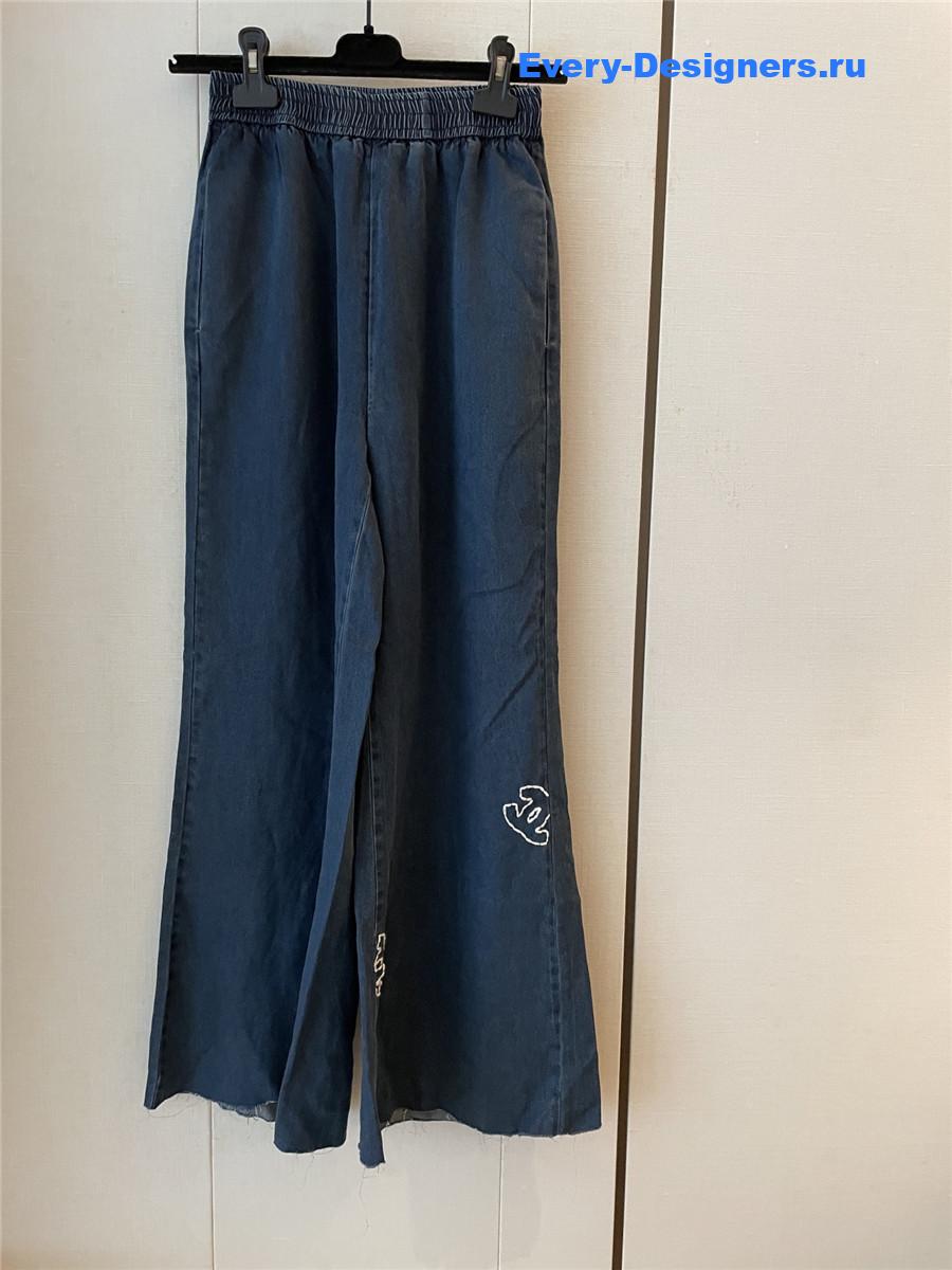 Ch**el blue elastic waist flared jeans