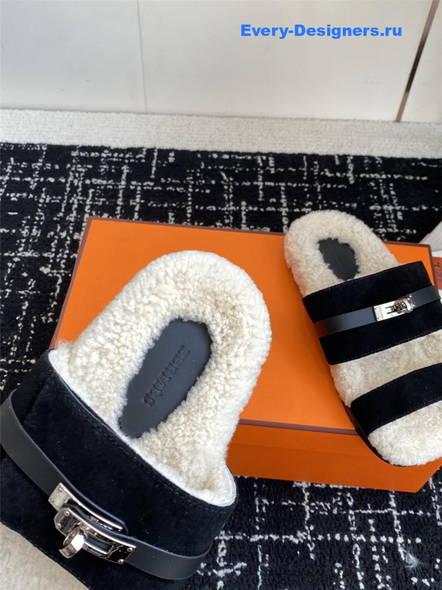 H**me5 black suede sherling chypre sandal