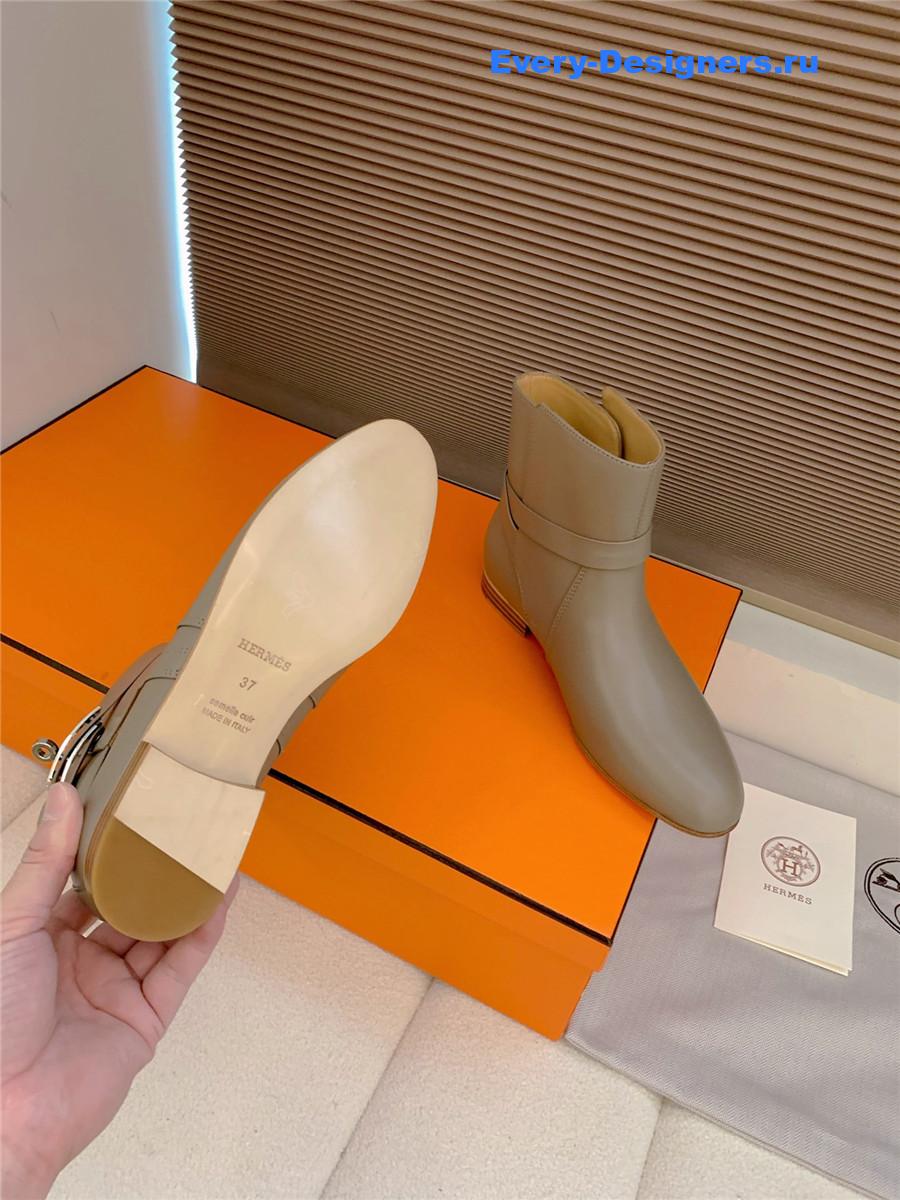 H**me5 gray calfskin neo low boots