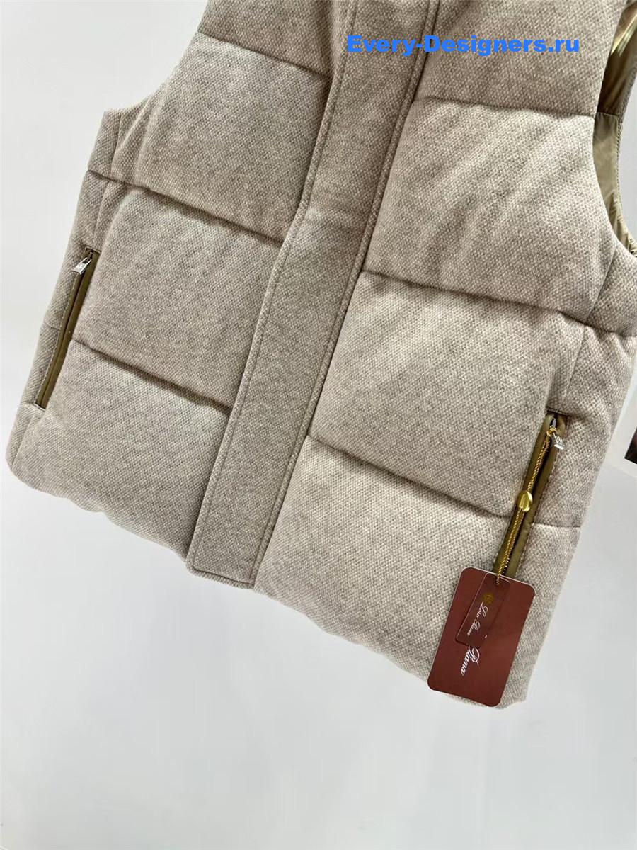 L0r0 P1ana beige cashmere vest