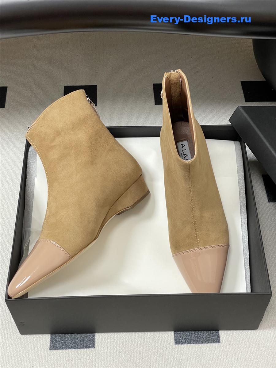 Alaia Beige Pointed Suede Ankle Boots