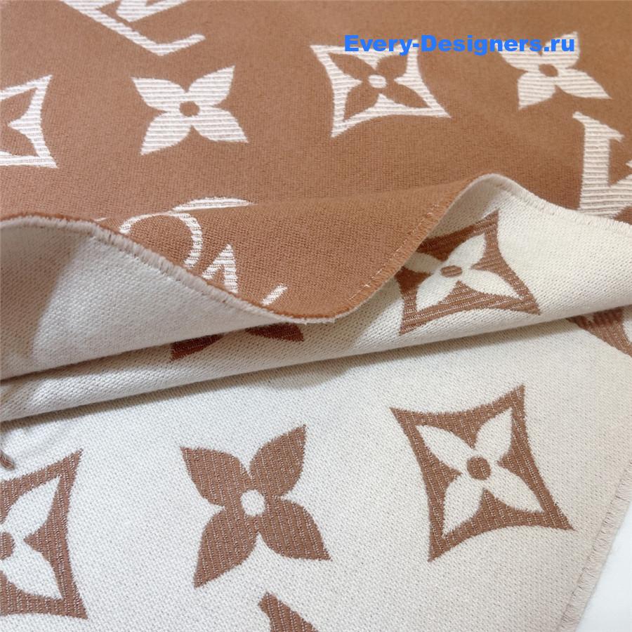 l0vis Vvtt0n lv brown essential shine scarf