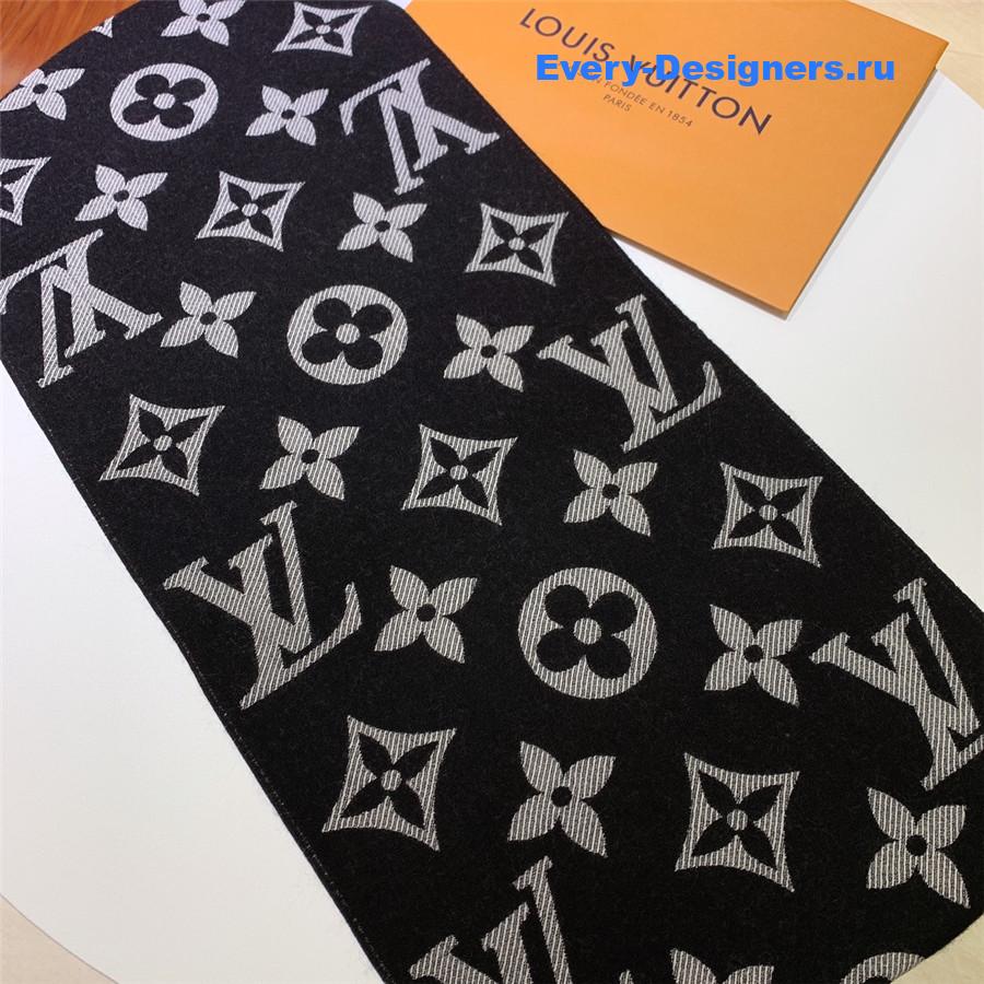 l0vis Vvtt0n lv navy essential shine scarf